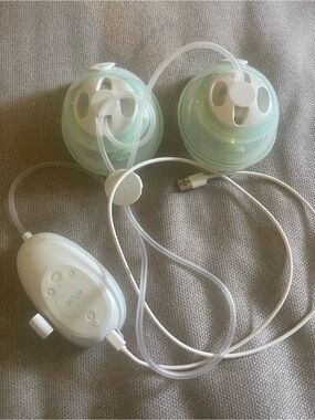 Elvie Double Electric Breast Pump - Mint/White